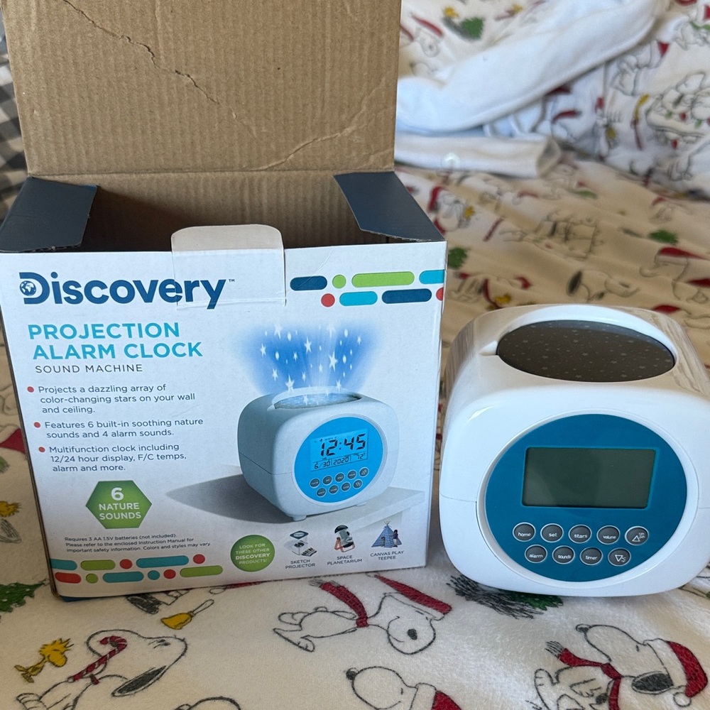 Discovery Blue and White Projection Alarm Clock